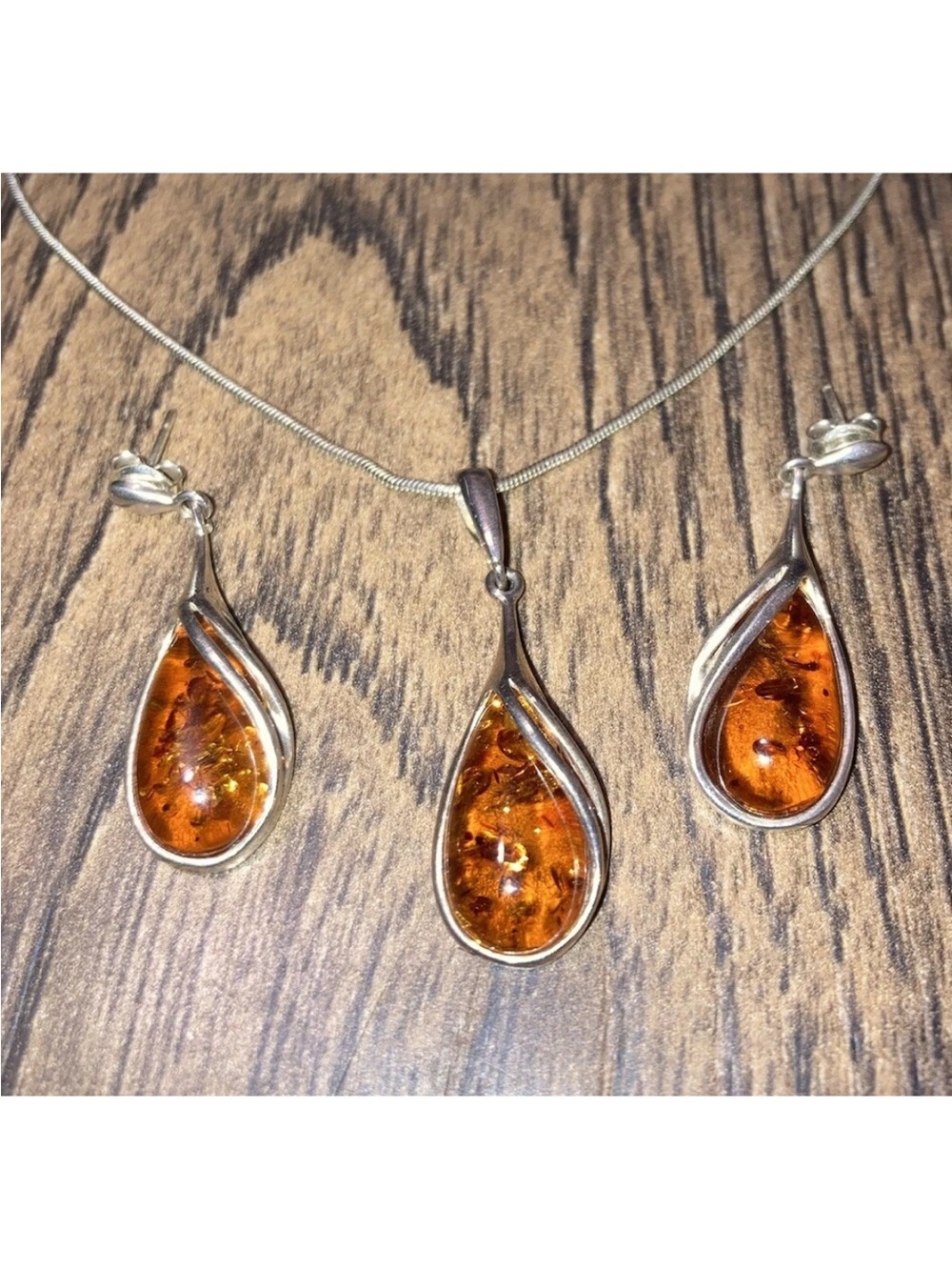 Valerio V8 Baltic Amber 925 Earring Necklace Set
